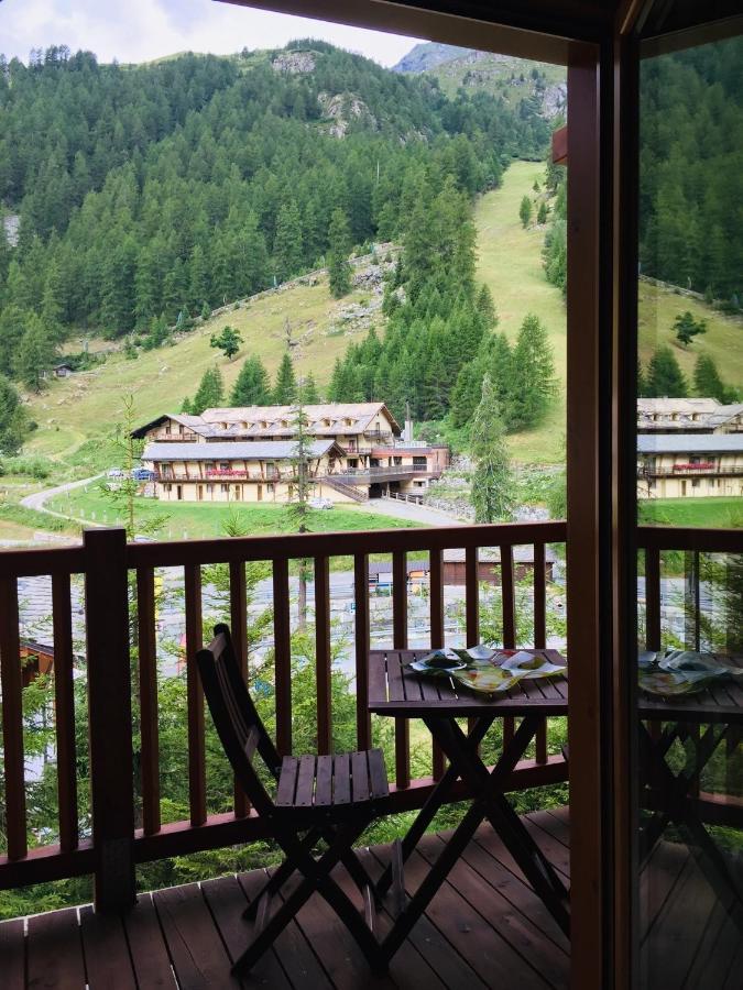 Residence Felik Gressoney-La-Trinite Exterior photo